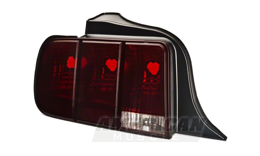 超特価激安 Raxiom Tail Lights; Black Housing; Smoked Lens (05-09 アクセサリー