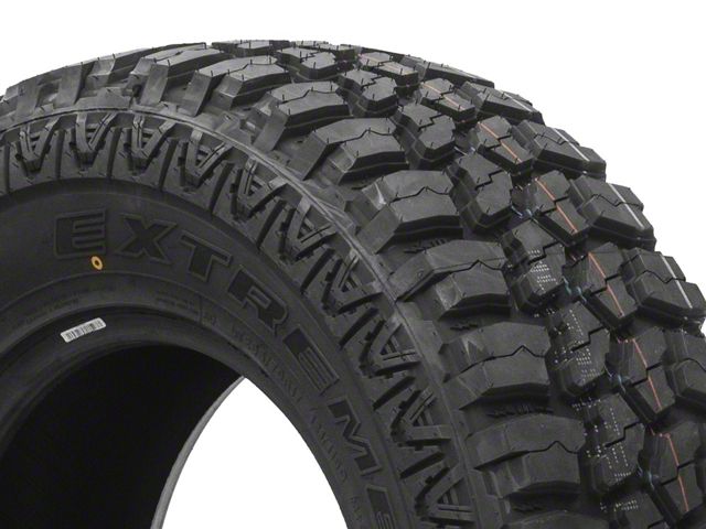 Mudclaw Extreme M/T Tire (32" - 265/75R16)