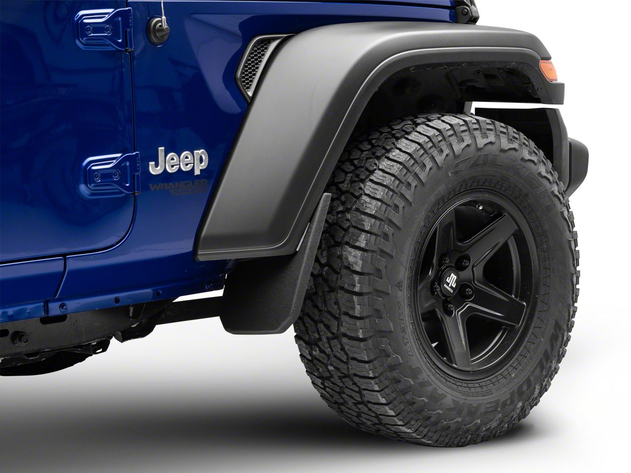 jeep wrangler with mud flaps