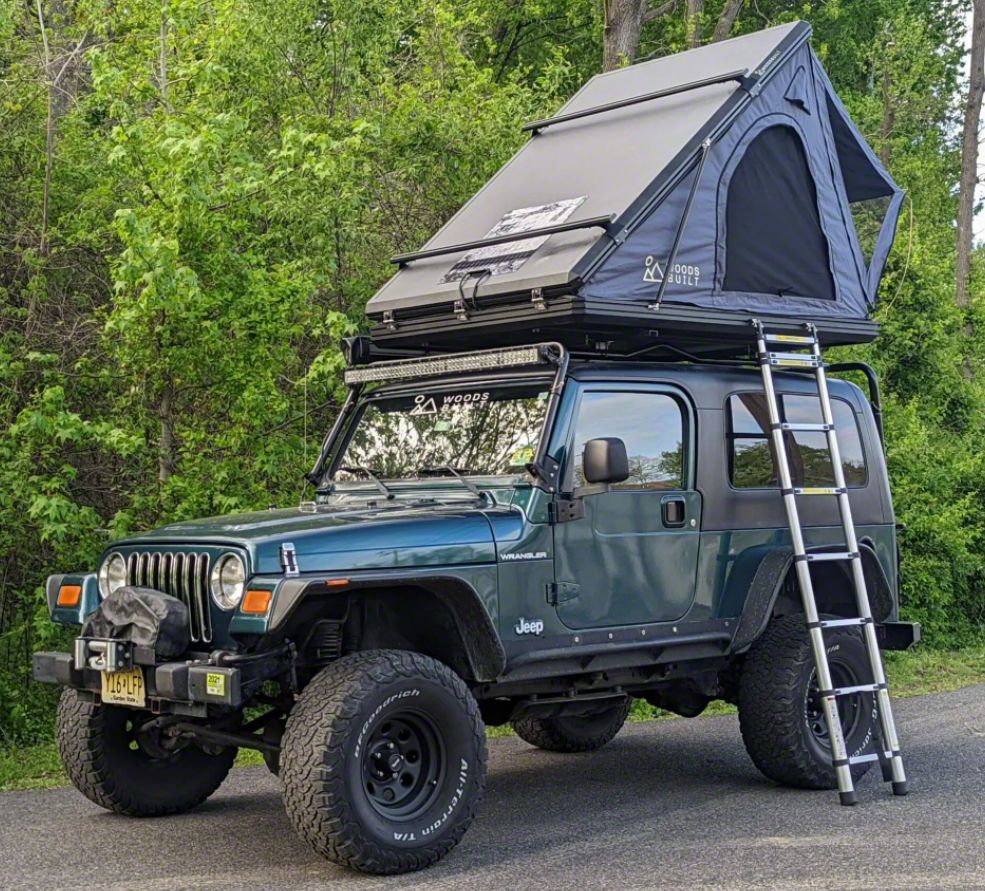 Tent on jeep discount roof