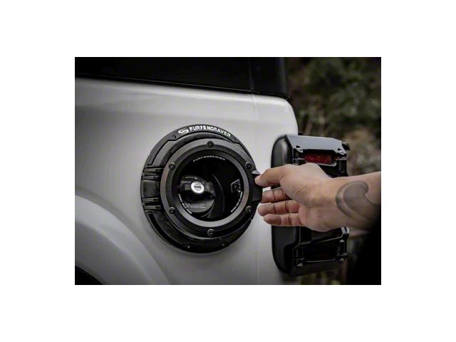 Gravity Series Fuel Door; Carbon Fiber (18-24 Jeep Wrangler JL)