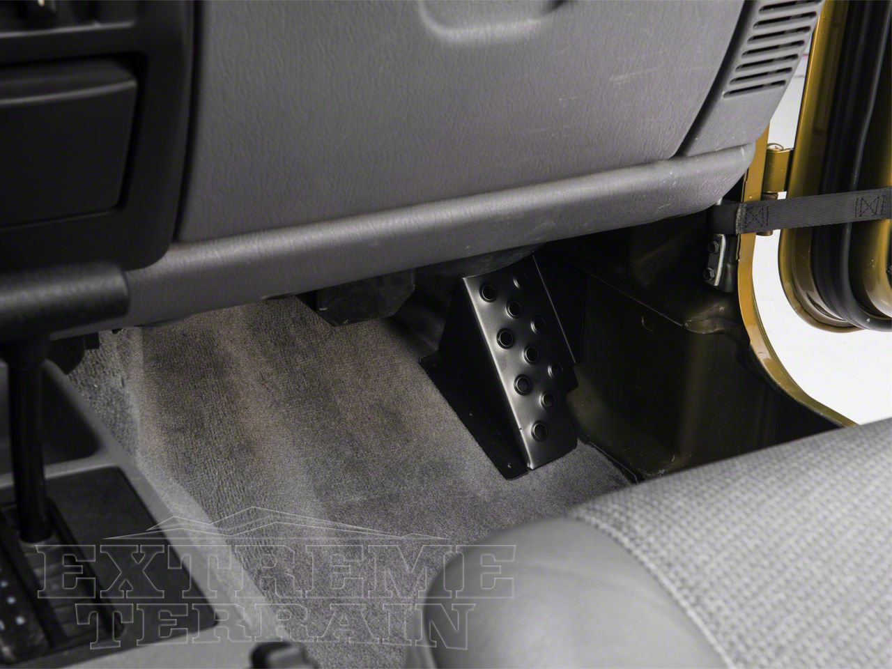 m o r e jeep wrangler dead pedal passengers side dp9706ps 97 06 jeep wrangler tj m o r e dead pedal passenger side 97 06 jeep wrangler tj