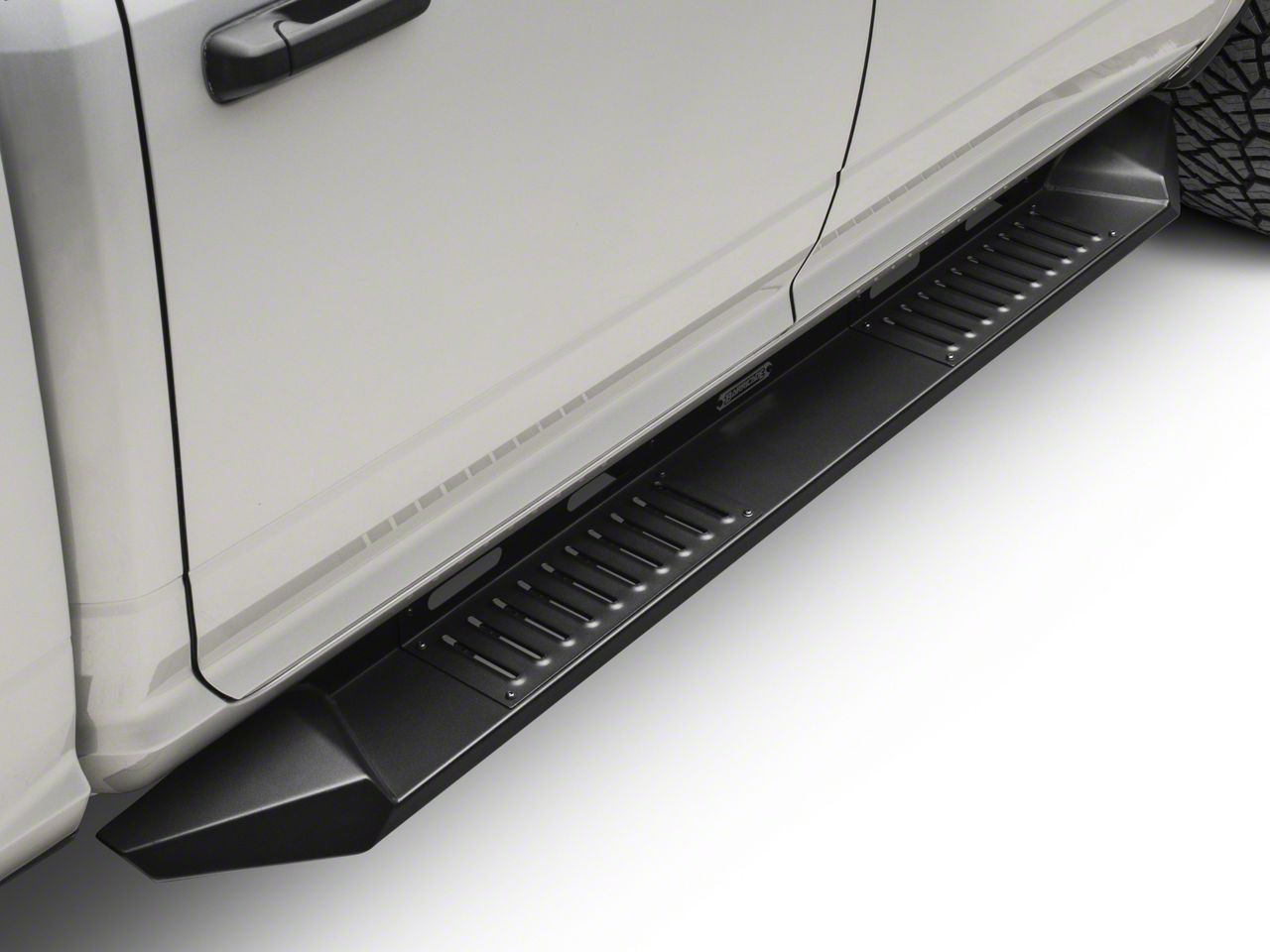 2020 ram 1500 laramie running boards