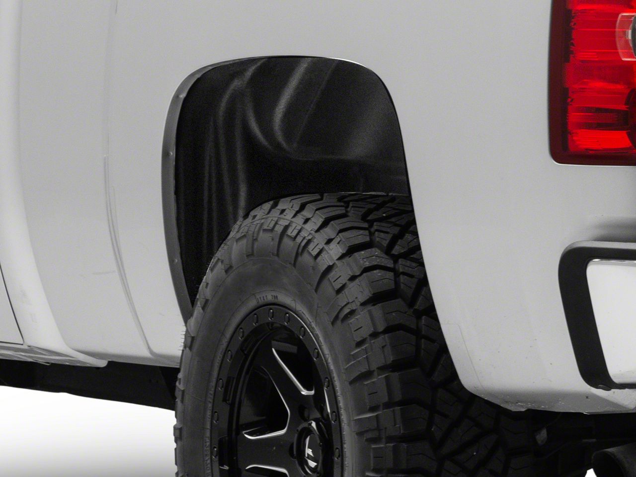 2009 chevy silverado wheel well covers