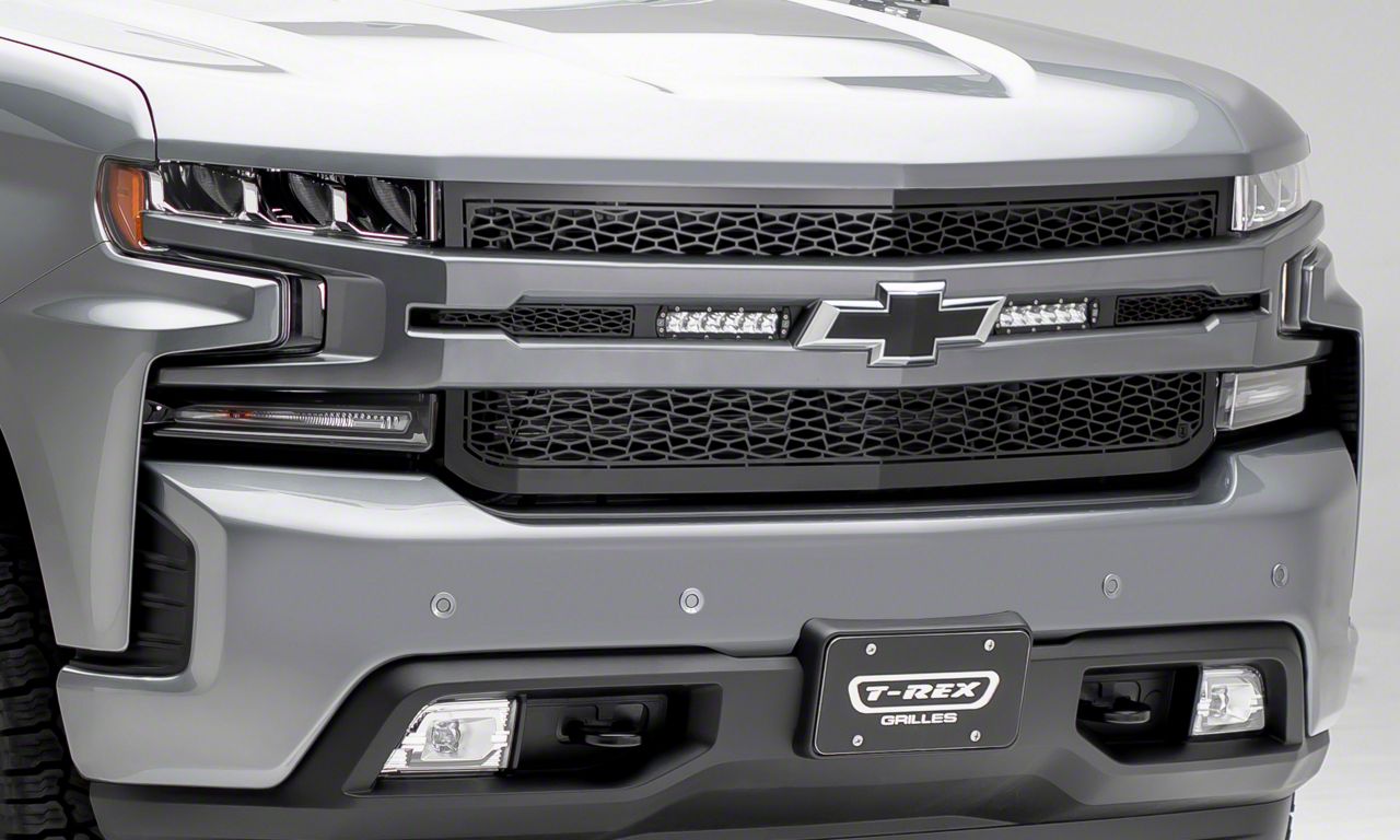 ZRoadz Silverado Upper Replacement Grille w/ Two 6 in. LED Light Bars