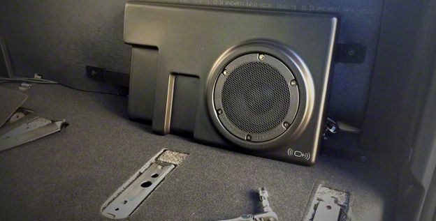 tundra crewmax factory subwoofer