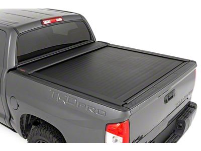 Rough Country Retractable Bed Cover (07-21 Tundra w/ 5-1/2-Foot Bed)